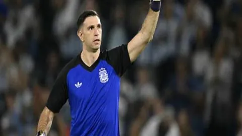 退役后加索尔45岁生活美满：瓦妮莎相伴育两子，尽享家庭幸福